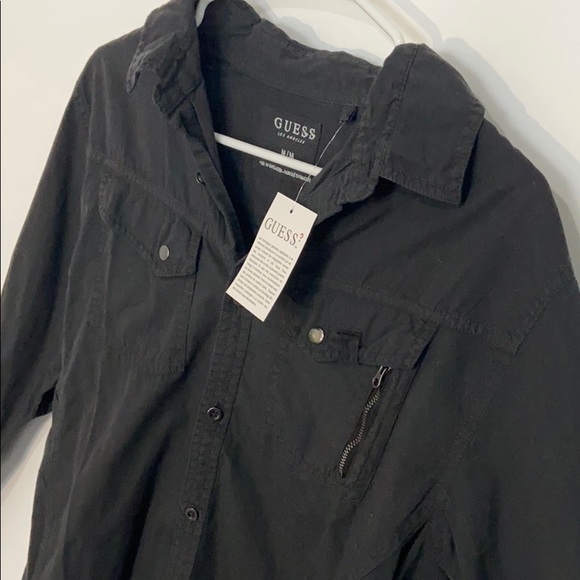 *SALE* Men’s GUESS dress shirt size medium BNWT - Picture 2 of 4